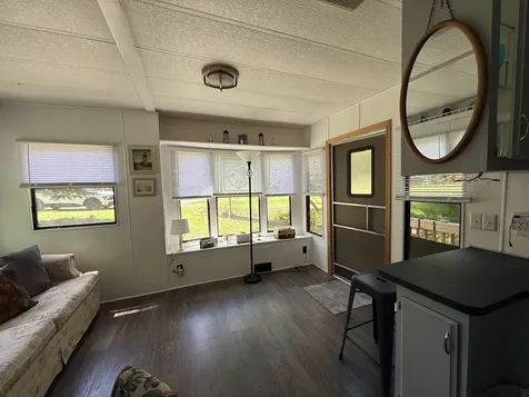 11-257 Woodhaven Lakes Sublette IL 61367