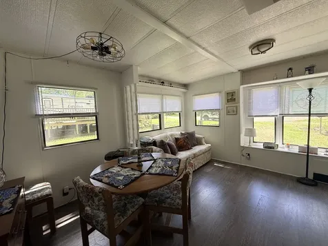 11-257 Woodhaven Lakes Sublette IL 61367