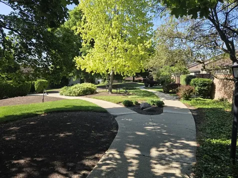 528 East Main Street Barrington IL 60010