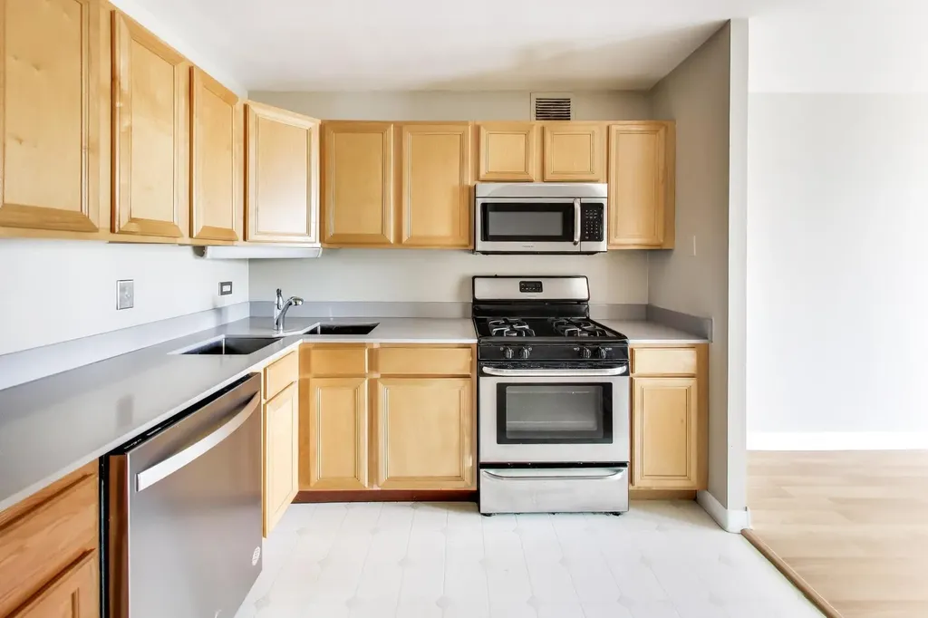 444 West Fullerton Parkway Chicago IL 60614
