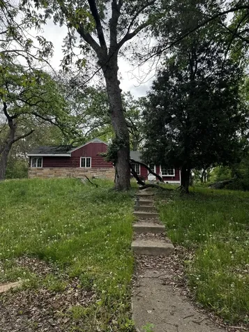 409 Ski Hill Road Fox River Grove IL 60021