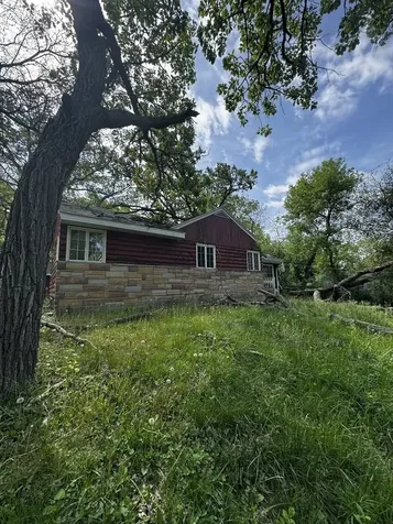 409 Ski Hill Road Fox River Grove IL 60021