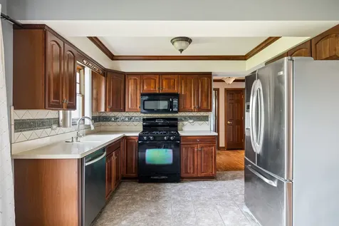 1702 East Northwest Highway Arlington Heights IL 60004