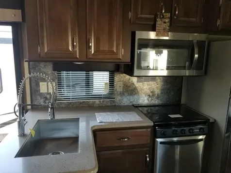 5-53 Woodhaven Lakes Sublette IL 61367