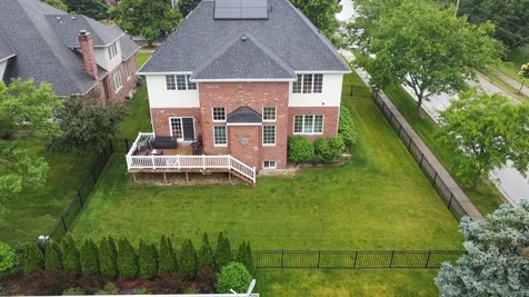 801 Shannon Lake Court Westmont IL 60559