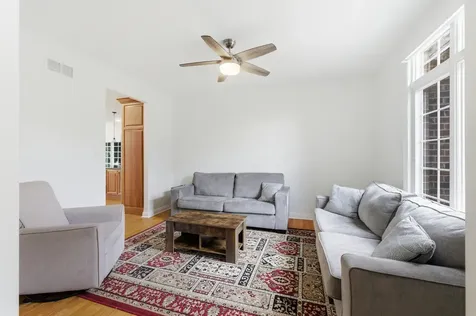 801 Shannon Lake Court Westmont IL 60559