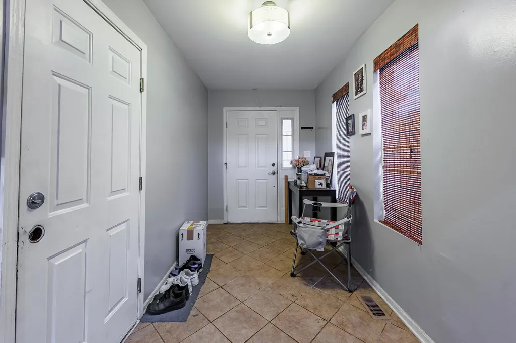 3022 141ST Place Blue Island IL 60406