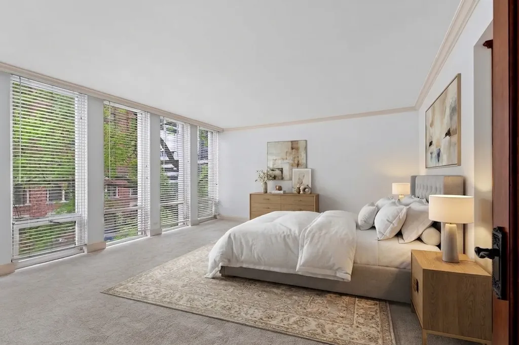 200 East Delaware Place Chicago IL 60611