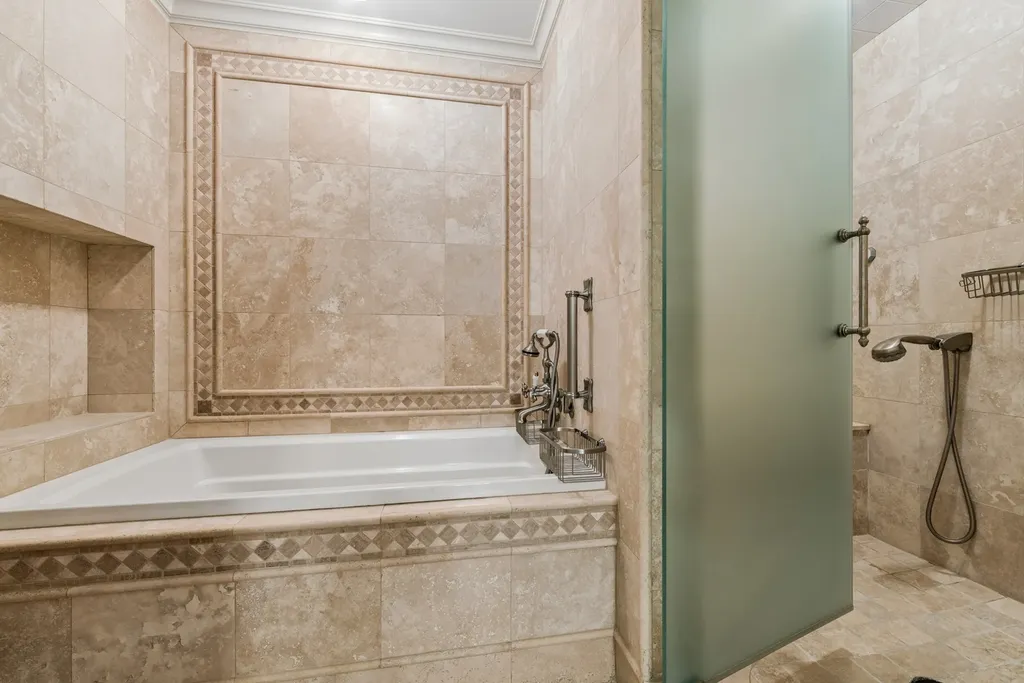 200 East Delaware Place Chicago IL 60611