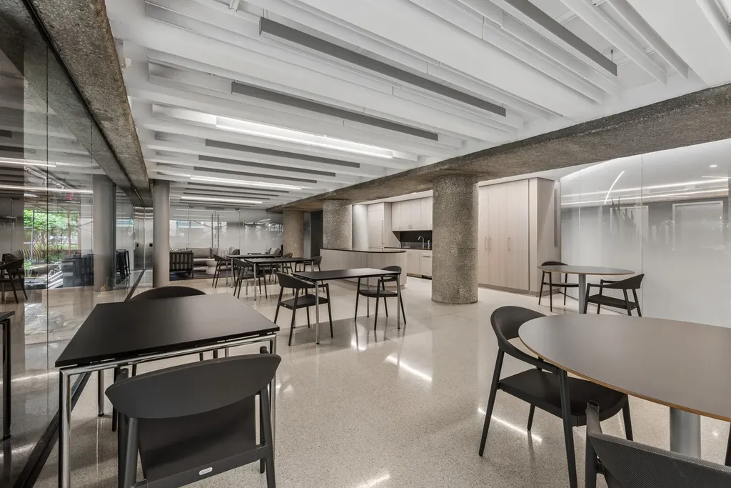 200 East Delaware Place Chicago IL 60611
