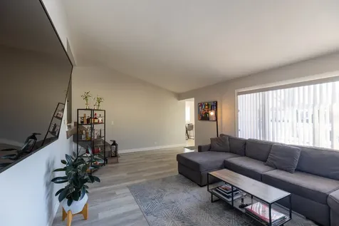10850 Claridge Avenue Westchester IL 60154