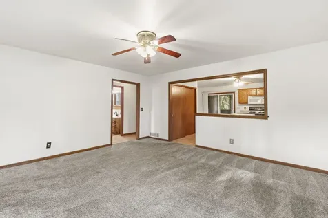 7N079 Tuscola Avenue St. Charles IL 60174