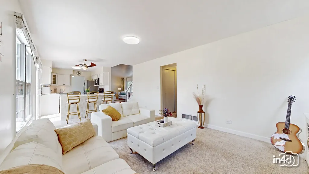 2090 South Valley Road Lombard IL 60148
