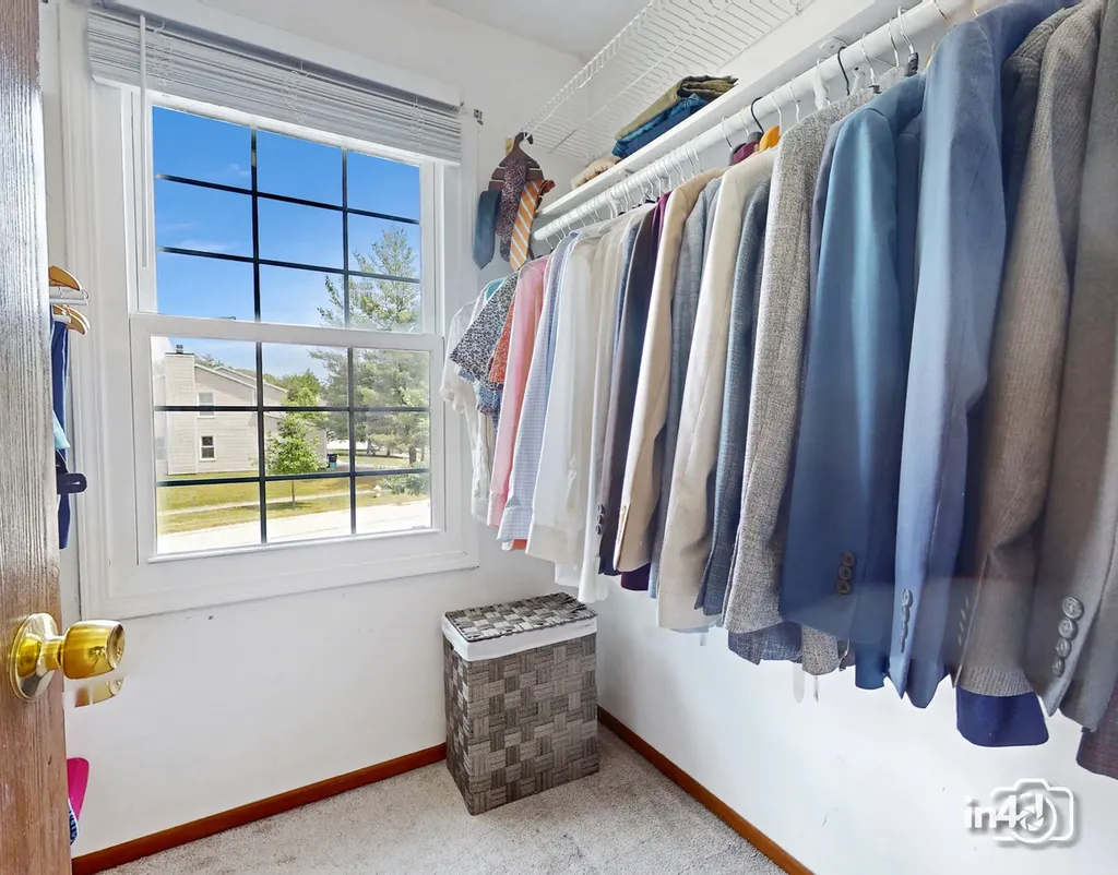 2090 South Valley Road Lombard IL 60148