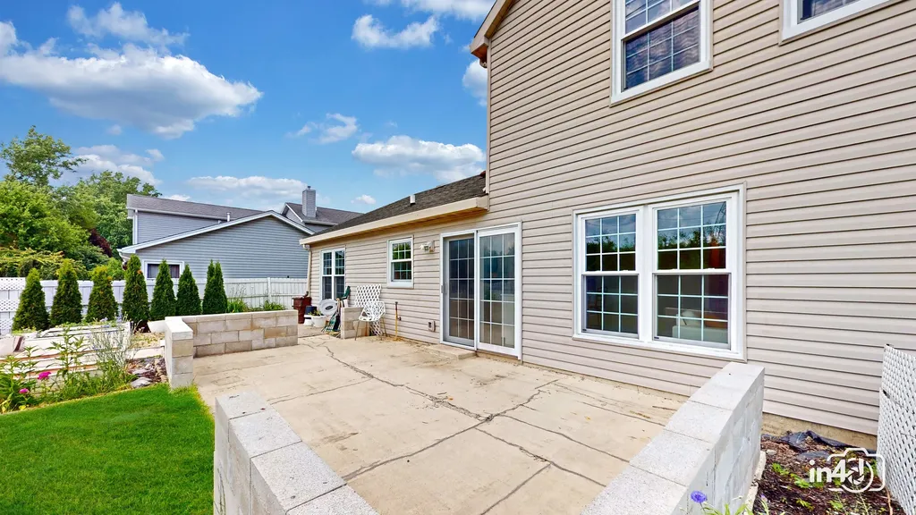 2090 South Valley Road Lombard IL 60148