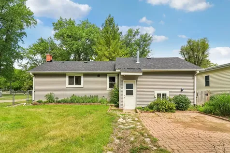 79 Eagle Point Road Fox Lake IL 60020