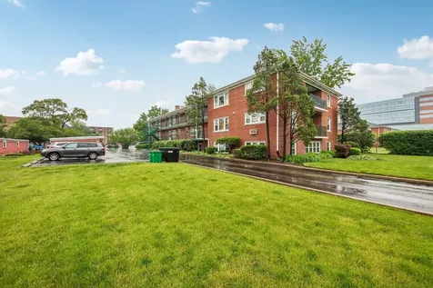 1855 Parkside Drive Park Ridge IL 60068