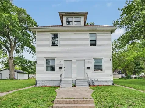 921 12 Avenue Rock Island IL 61201