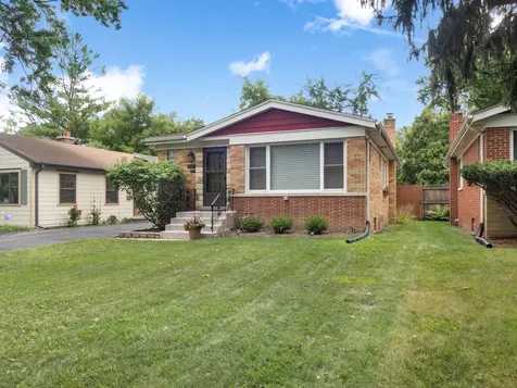 727 Harms Road Glenview IL 60025