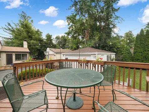 727 Harms Road Glenview IL 60025