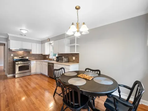 727 Harms Road Glenview IL 60025