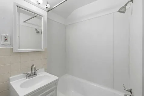 3307 South 58th Avenue Cicero IL 60804
