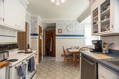 2701 West Fitch Avenue Chicago IL 60645