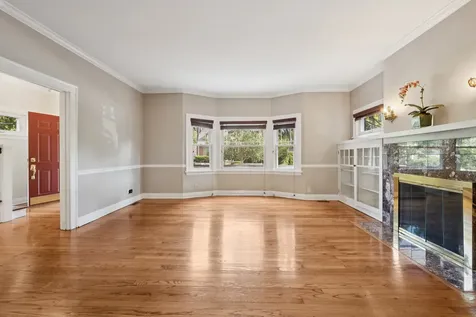 565 Ryan Place Lake Forest IL 60045