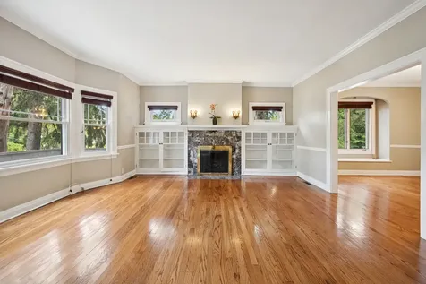 565 Ryan Place Lake Forest IL 60045