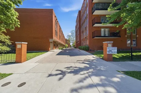 1038 Susan Collin Lane Oak Park IL 60302