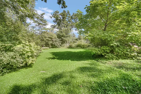 34 Londonderry Lane Lincolnshire IL 60069