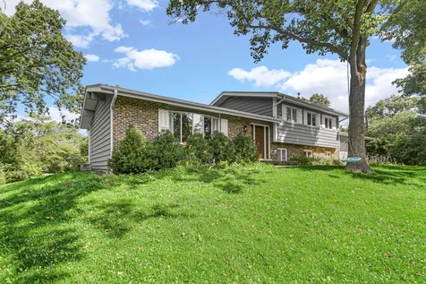 34 Londonderry Lane Lincolnshire IL 60069