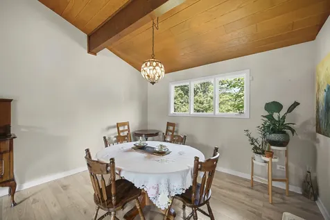 34 Londonderry Lane Lincolnshire IL 60069