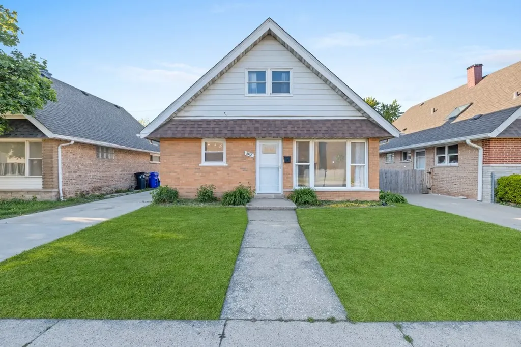 8422 West 45th Street Lyons IL 60534