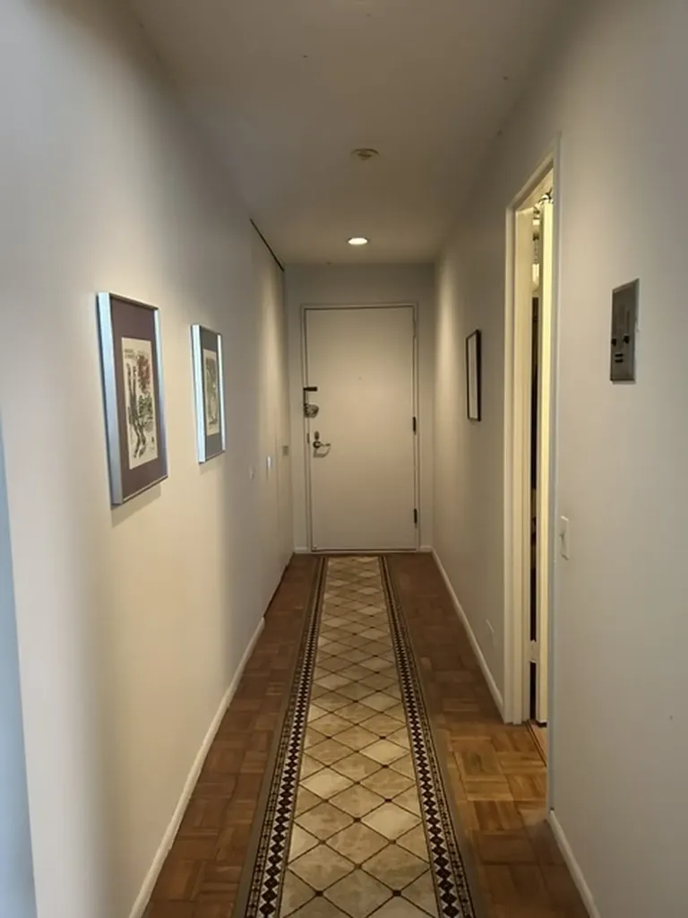 260 East Chestnut Street Chicago IL 60611