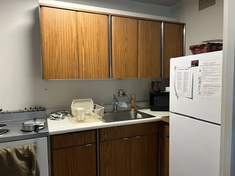 260 East Chestnut Street Chicago IL 60611