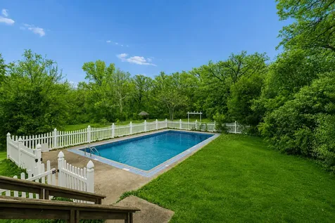931 East Steger Road Steger IL 60475