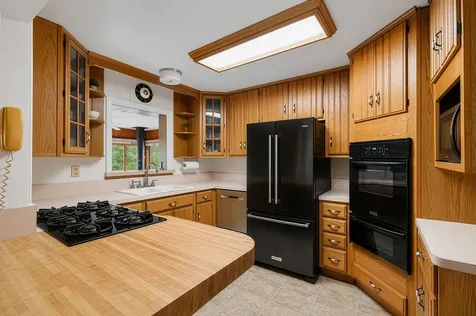 931 East Steger Road Steger IL 60475
