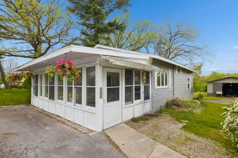 931 East Steger Road Steger IL 60475