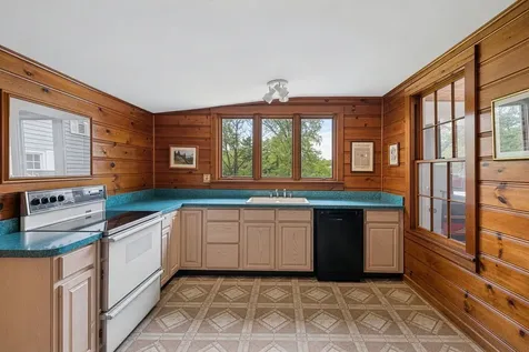 931 East Steger Road Steger IL 60475