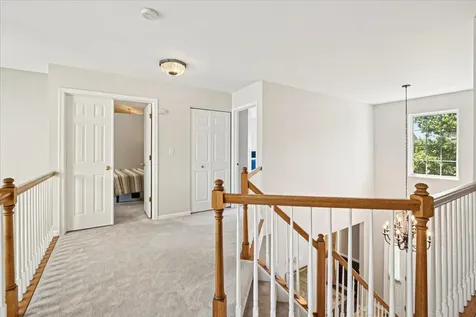2952 Liberty Lane Lindenhurst IL 60046