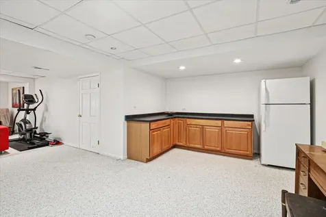 2952 Liberty Lane Lindenhurst IL 60046