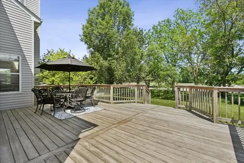 2952 Liberty Lane Lindenhurst IL 60046