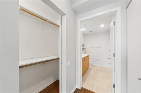 240 East Illinois Street Chicago IL 60611