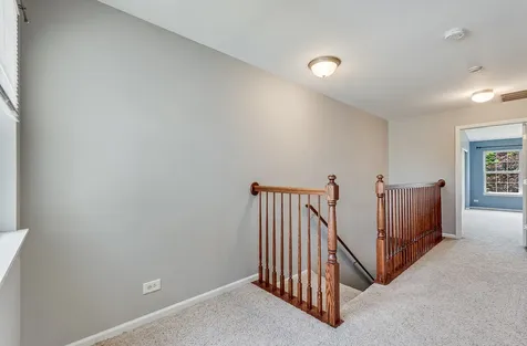 913 Genesee Drive Naperville IL 60563