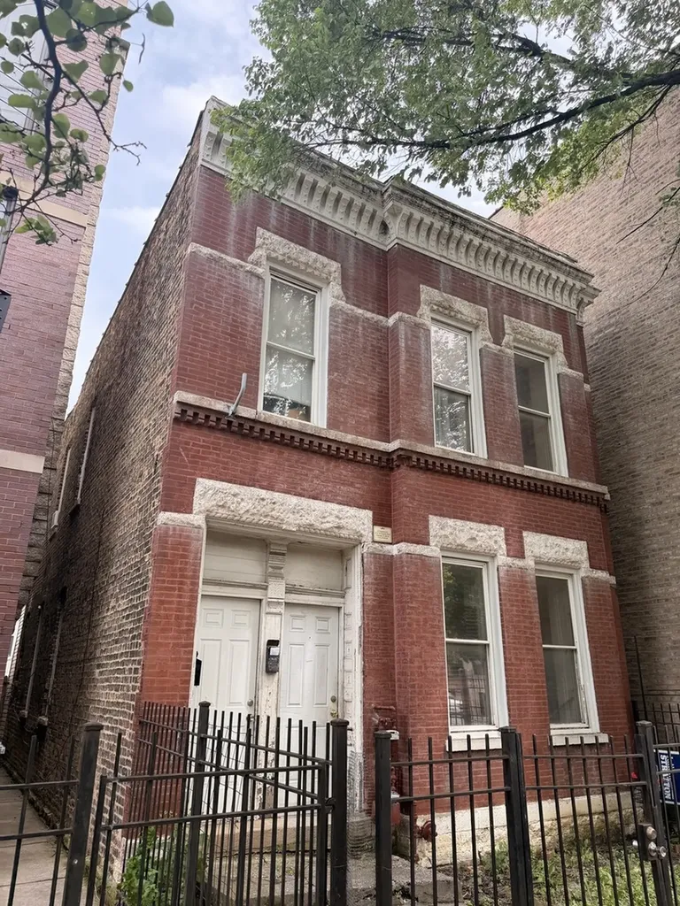 1003 North Francisco Avenue Chicago IL 60622