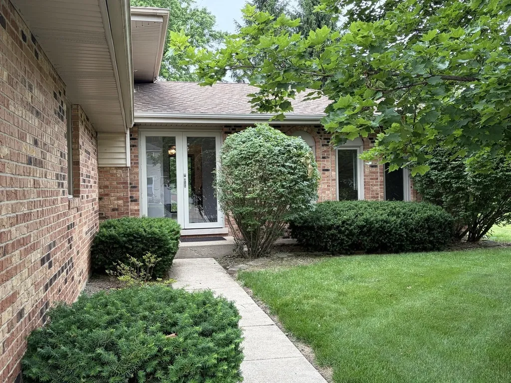 1159 Peachtree Court Naperville IL 60540