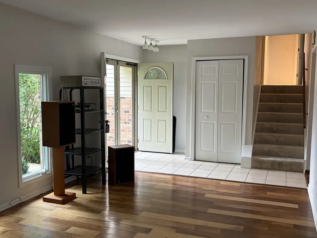 1159 Peachtree Court Naperville IL 60540