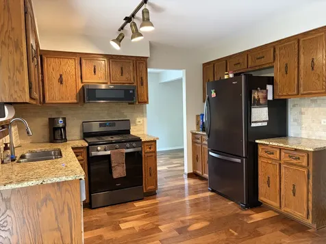 1159 Peachtree Court Naperville IL 60540