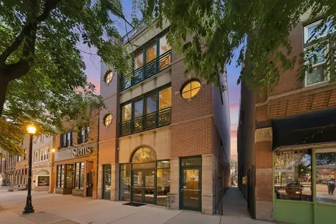 852 North Ashland Avenue Chicago IL 60622